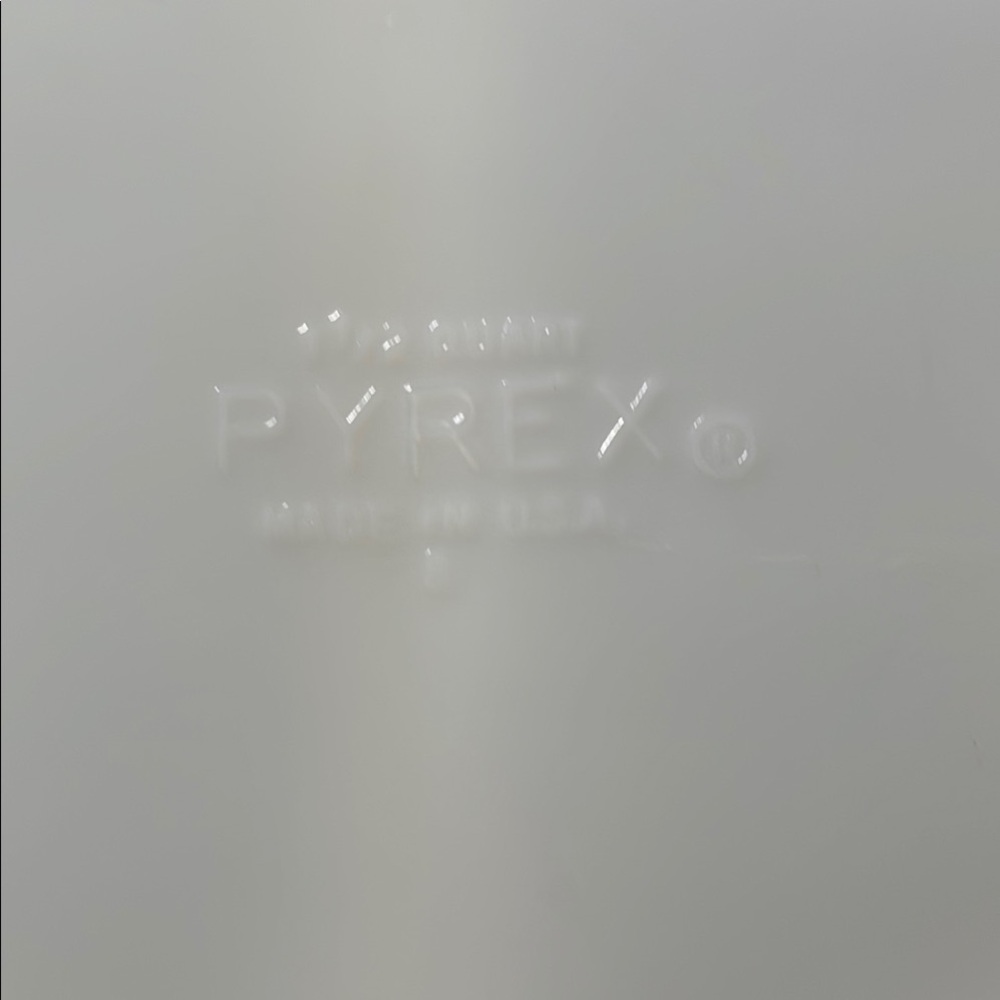 Pyrex Bakeware Divided Dish - Picture 3 of 3
